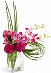 Cosmopolitan Bouquet -A local Pittsburgh florist for flowers in Pittsburgh. PA